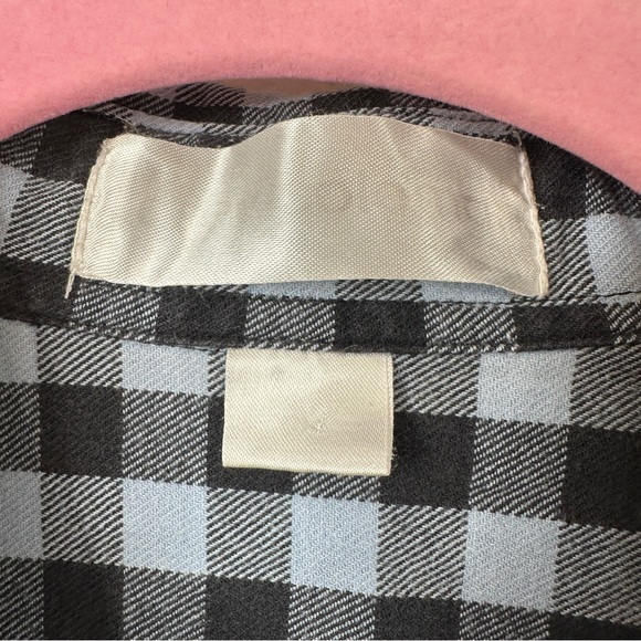 Vintage Plaid Flannel Embroidered Cats Long Sleeve Button Up - Like New - Large - Picture 5 of 8